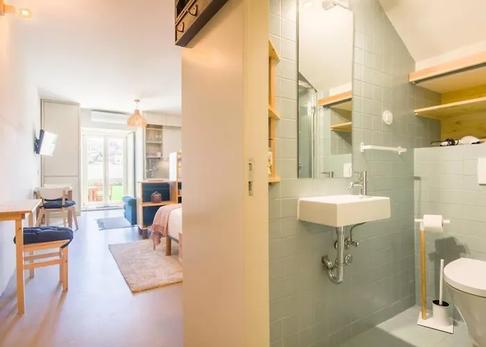 Vitoria Over The Roofs Ii *